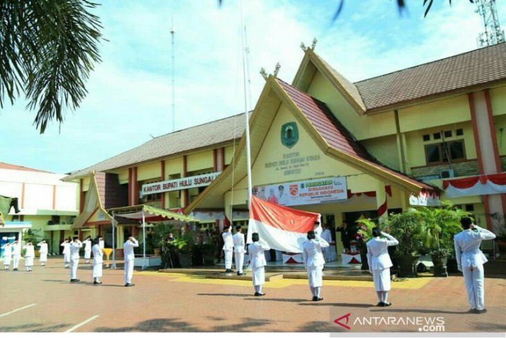 Moment HUT Kemerdekaan diisi penghargaan dan bantuan - ANTARA News