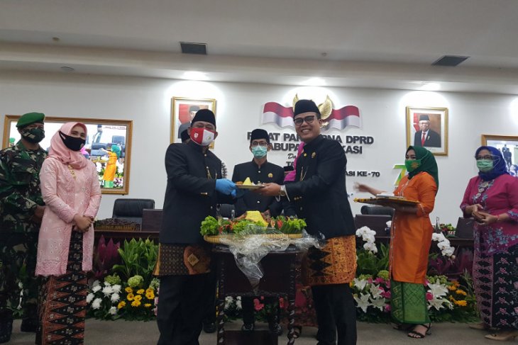 Pergantian jabatan Ketua DPRD Kabupaten Bekasi direncanakan September