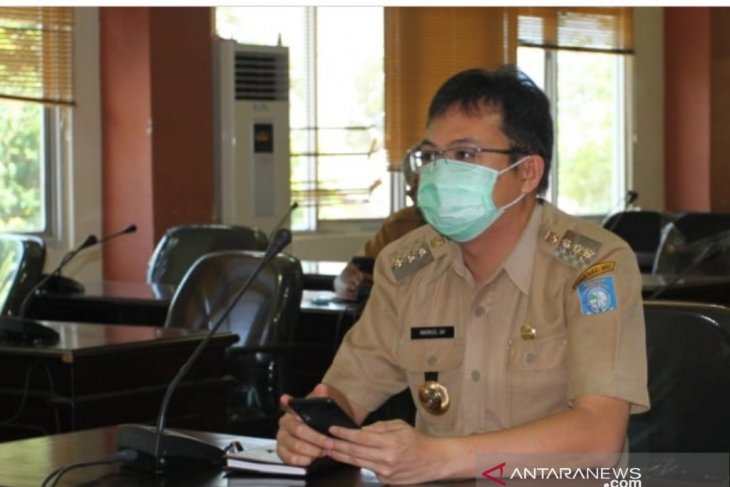 Pemkab Bangka Barat terima penghargaan sensus penduduk daring dari BPS Babel