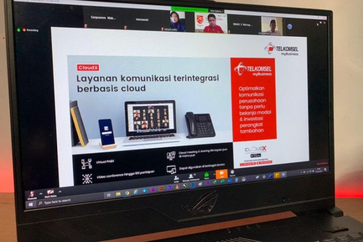 Telkomsel Pamasuka beri bantuan paket data dan CLoudX di 7 provinsi