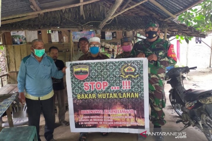 Cegah Karhutla, Babinsa Koramil 06/Dolok sosialisasi ke Desa Aek Kundur
