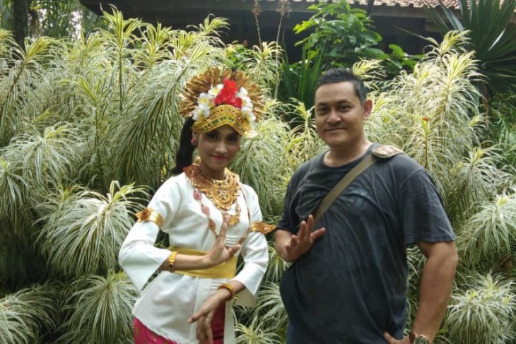 Anggota Polsek Beji Aiptu Sarwo Edi rilis lagu