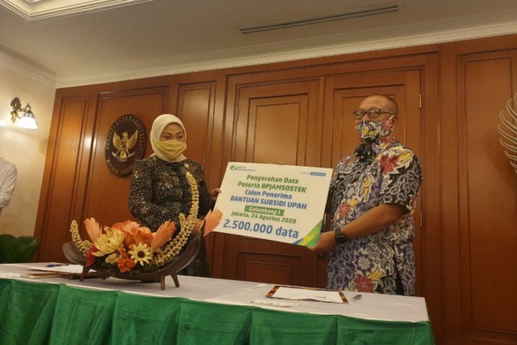 BPJAMSOSTEK serahkan data 2,5 juta calon penerima Bantuan Subsidi Upah