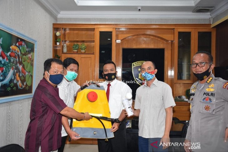Polda Jambi terima bantuan 100 unit alat pemadaman kebakaran portabel