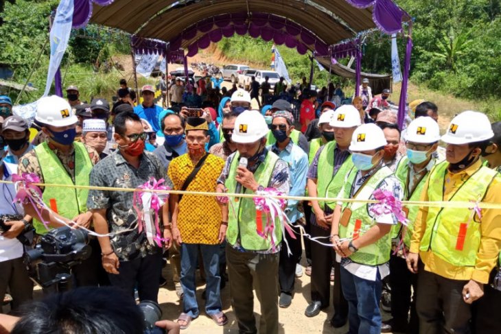 Sekda Paser Katsul Wijaya resmikan Jembatan Sei Mului
