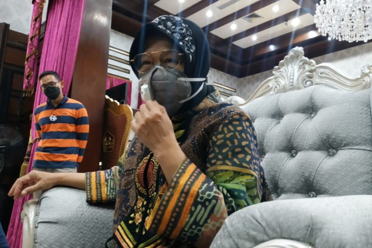 Risma akui diminta masukan Megawati soal bacawali Surabaya