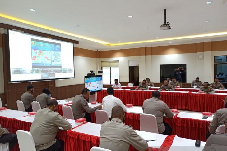 Wakapolda Maluku ingatkan Polres jajaran sosialisasi pedoman cegah virus corona