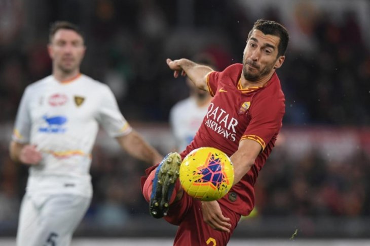 Henrikh Mkhitaryan gabung permanen dengan AS Roma