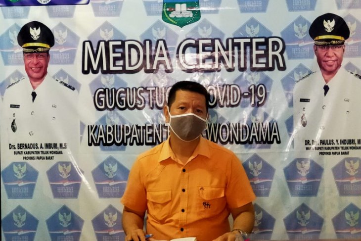 Teluk Wondama masih merawat empat pasien COVID-19