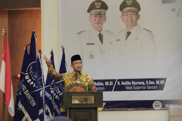 Wagub Banten Andika Hazrumy minta wanita pengusaha ikut membantu pulihkan ekonomi