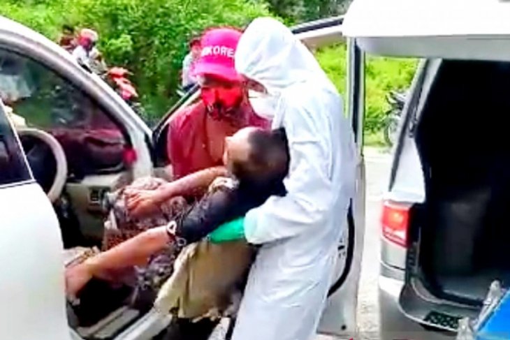 Seorang pria maksa menyetir mobil dalam kondisi kurang fit, meninggal dunia di belakang kemudi