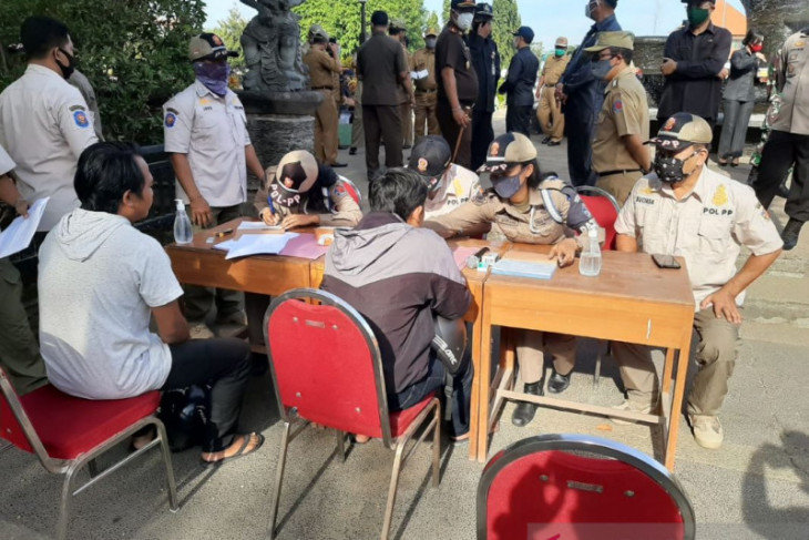 17 orang tanpa masker terjaring operasi gabungan protokol kesehatan di Buleleng