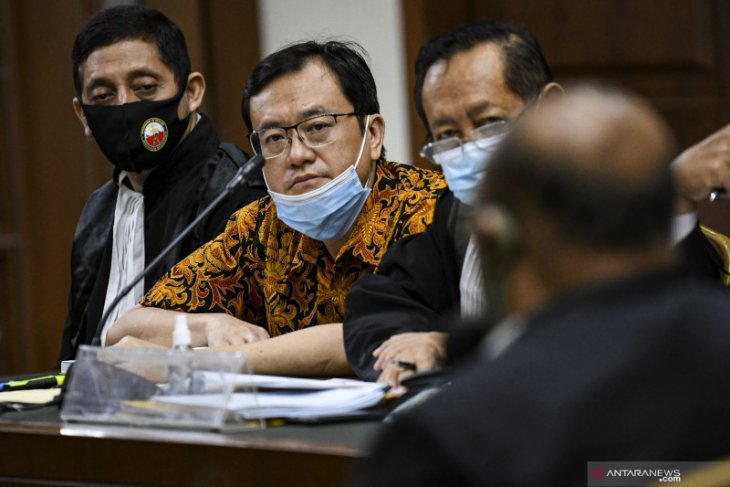 Benny Tjokro ajukan banding atas vonis seumur hidup