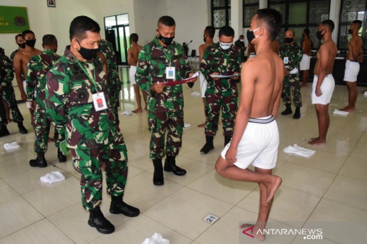 Korem 091/ASN lakukan Sidang Parade Caba PK reguler pria