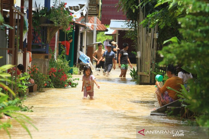 Kota Putussibau terendam banjir