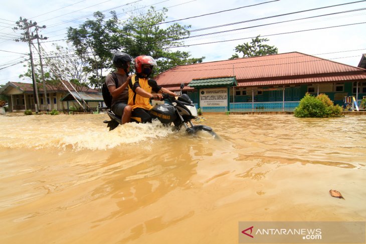 Kota Putussibau terendam banjir