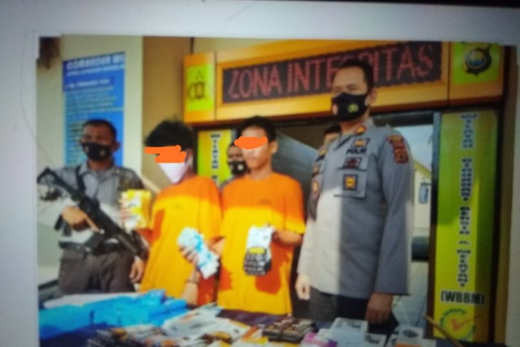 Polisi tangkap dua pelaku pembobol konter, satu di antaranya anak di bawah umur
