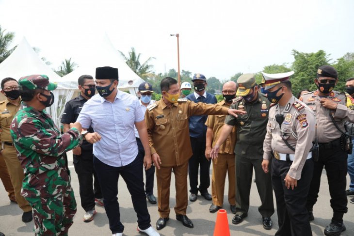 Wali Kota Serang Syafrudin minta warganya tidak pergi ke luar daerah saat PSBB