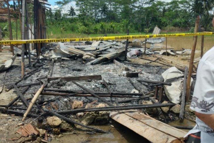 Polisi tangkap tiga pelaku pembakar rumah warga di Nias