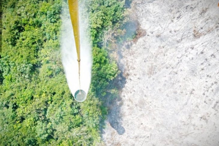 Helikopter dikerahkan atasi kebakaran lahan di Kotawaringin Timur, Kalteng
