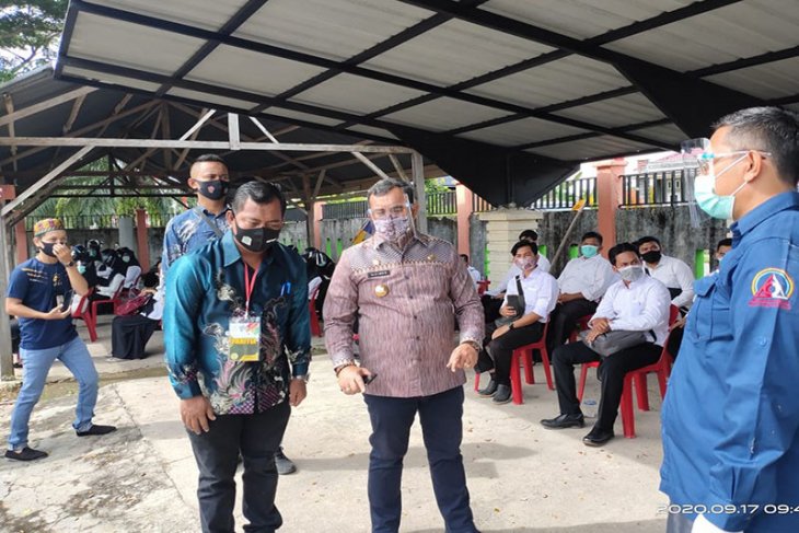 Tinjau pelaksaan ujian SKB ditengah COVID-19, ini harapan Bupati Aceh Jaya