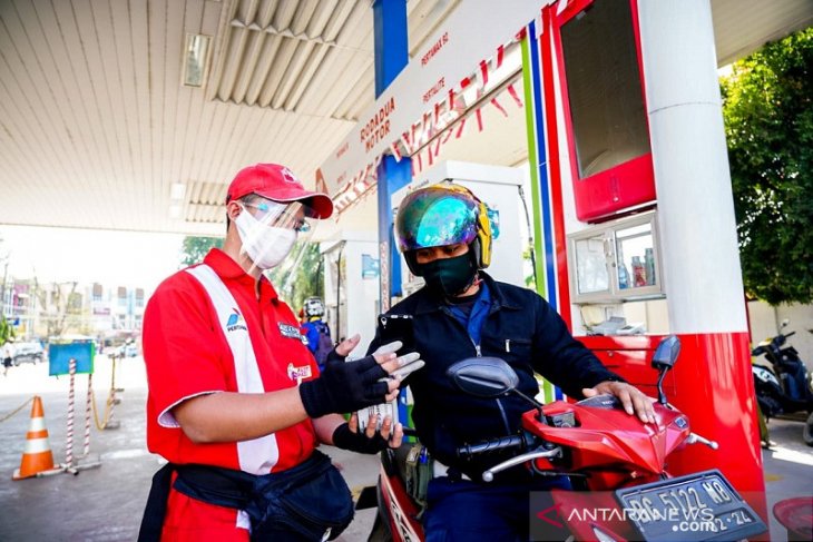 Pertamina serahkan PBBKB Rp107,4 miliar ke Pemprov Babel