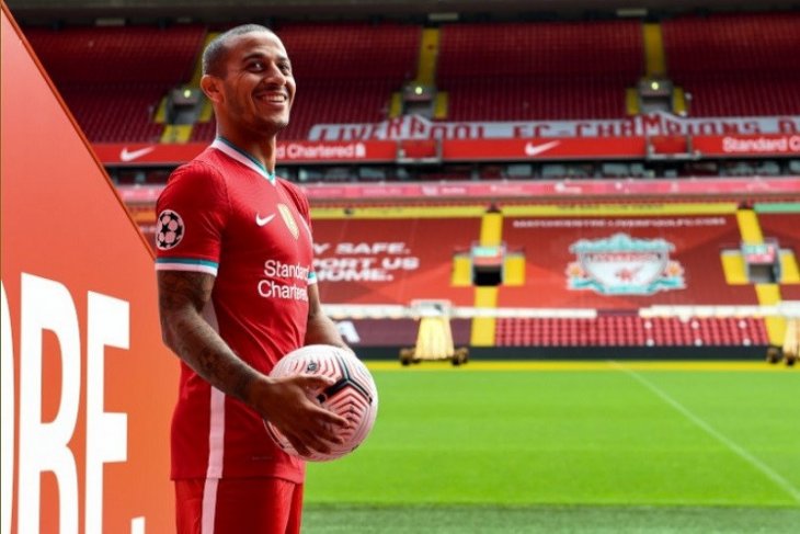 Klopp mengaku tidak khawatirkan masalah kebugaran Thiago
