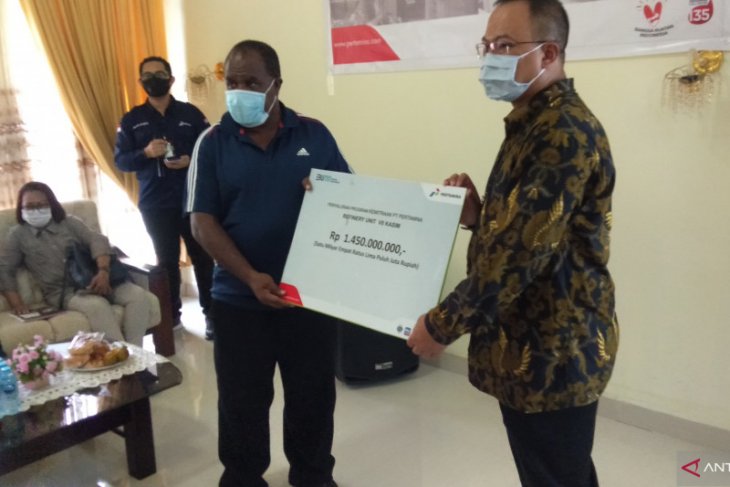 Pertamina berikan modal usaha bagi UMKM mitra di wilayah Sorong