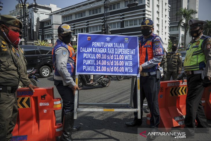 Penutupan jalan protokol di Bandung 