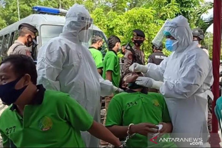 999 warga binaan Lapas Narkotika di Bangka Belitung jalani tes COVID-19