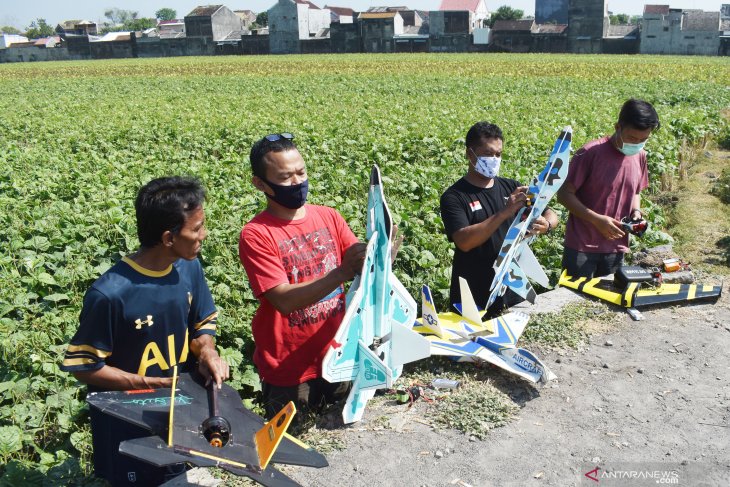 Komunitas Penghobi Aeromodelling Madiun