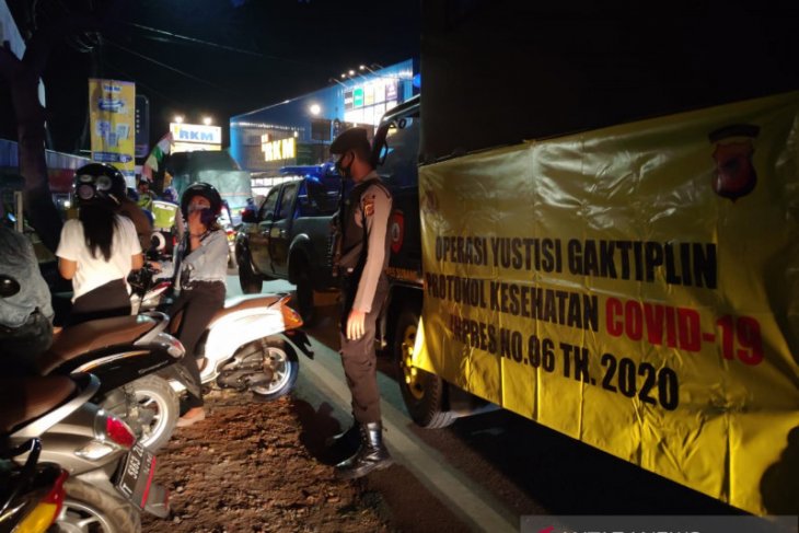 Polres Subang optimalkan patroli rutin antisipasi penyebaran COVID-19