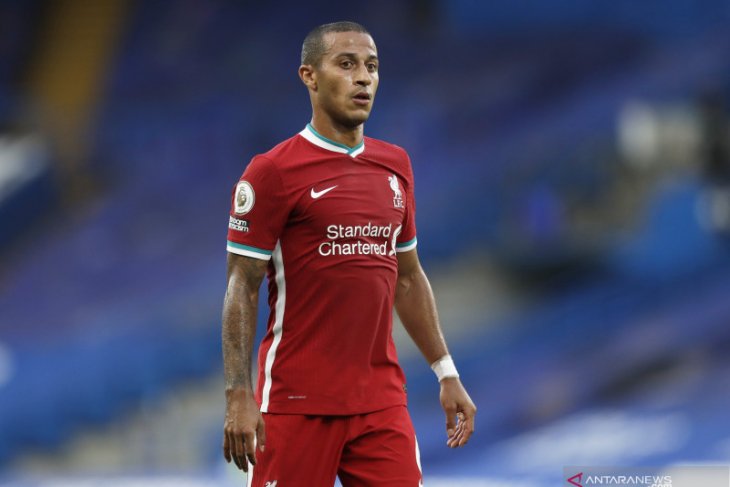Debut bersama Liverpool, Thiago Alcantara pecahkan rekor operan di Liga Inggris