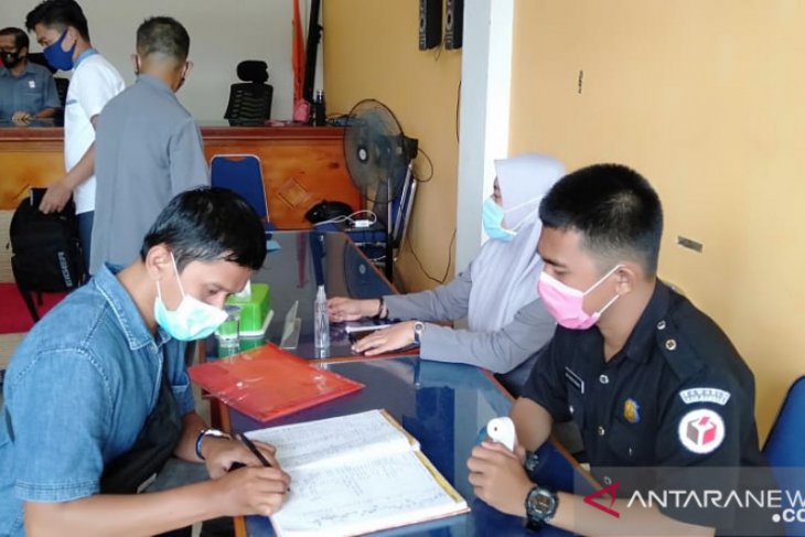 Bawaslu terima laporan dugaan dua pelanggaran petahana Sambas