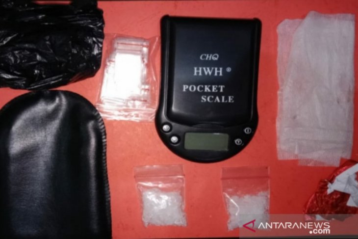 Polisi tangkap empat pelaku narkoba di Toboali
