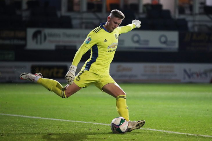 Dean Henderson buktikan diri siap gantikan kiper MU David De Gea