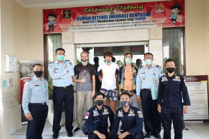 At least 66 foreigners deported from Bali in Jan-Sept