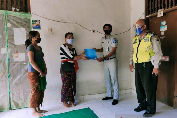Jasa Raharja Bali serahkan santunan ke ahli waris korban kecelakaan
