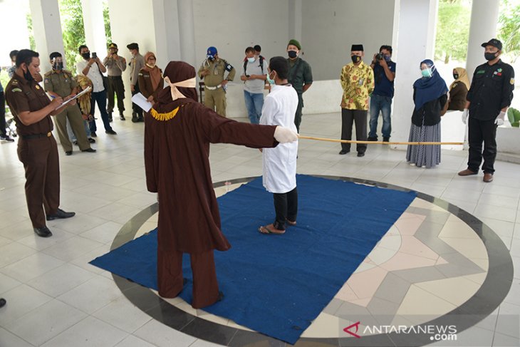 Terpidana pemerkosaan anak tak sanggup jalani hukuman 169 kali cambuk