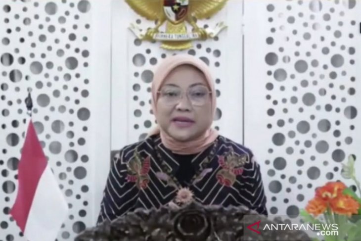 Menaker Ida Fauziyah usulkan sisa anggaran subsidi upah untuk guru honorer