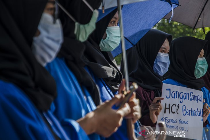 Aksi hari Farmasi Sedunia 