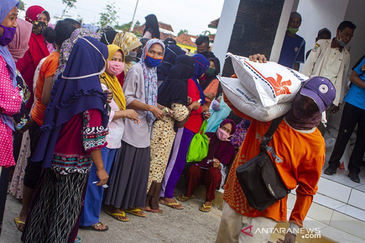 Penyaluran bantuan sosial KPM-PKH 