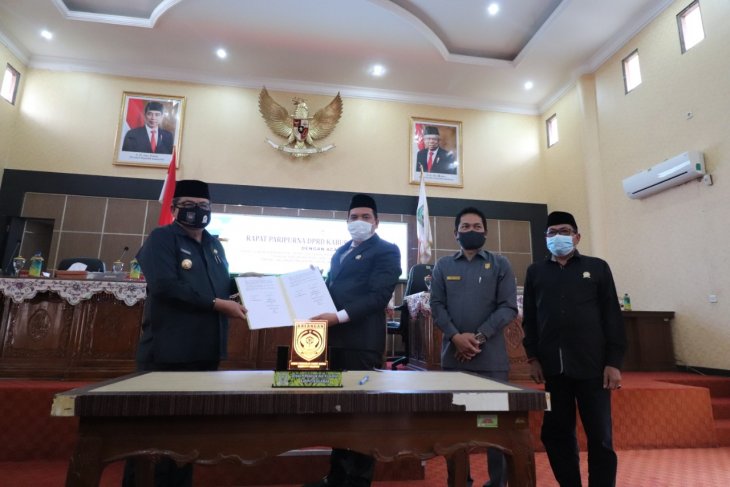 DPRD Balangan setujui Raperda APBD 2021
