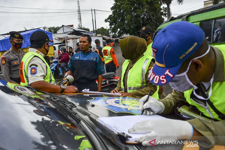 Tim penindak pelanggaran Protokol Kesehatan 