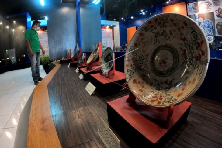 Pameran keramik tempo dulu