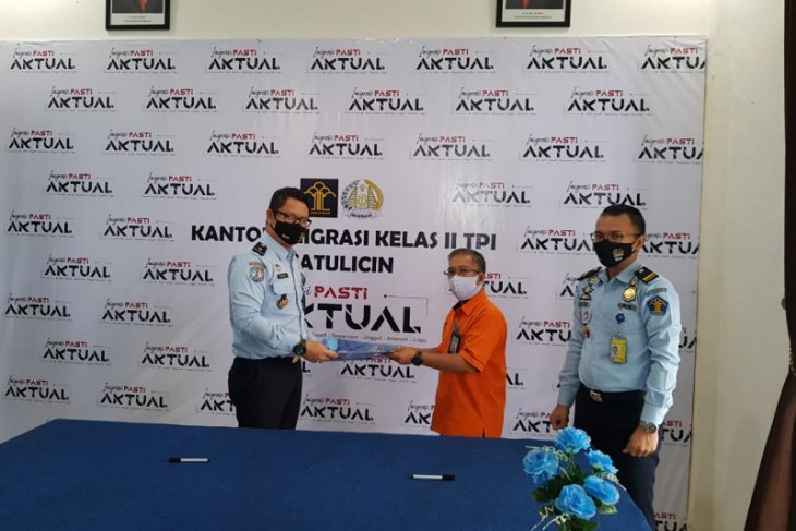Imigrasi Batulicin gandeng PT. Pos Indonesia tingkatkan pelayanan penerbitan paspor
