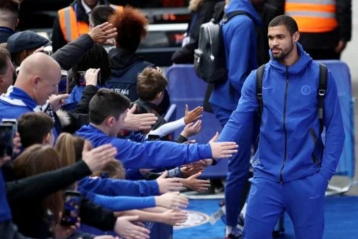 Chelsea akan pinjamkan Loftus-Cheek ke klub lain