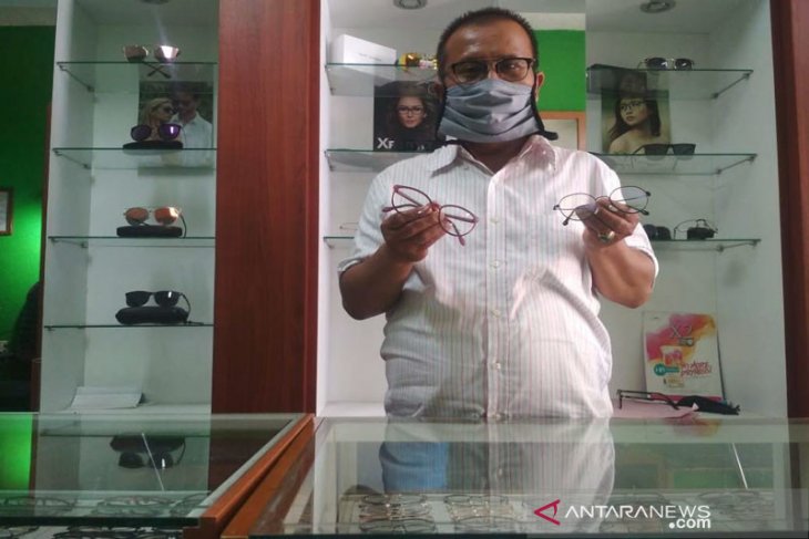 Berkat Pertamina cita-cita Nana terkabul miliki laboratorium optik