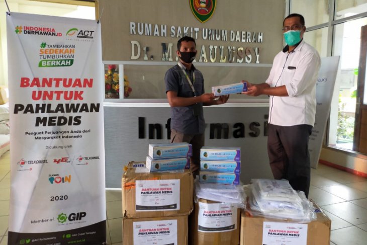 ACT Maluku sumbang puluhan APD untuk tenaga medis RSUD dr. M. Haulussy Ambon