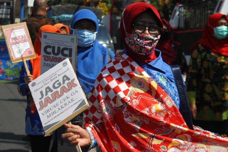 Parade Batik di Malang